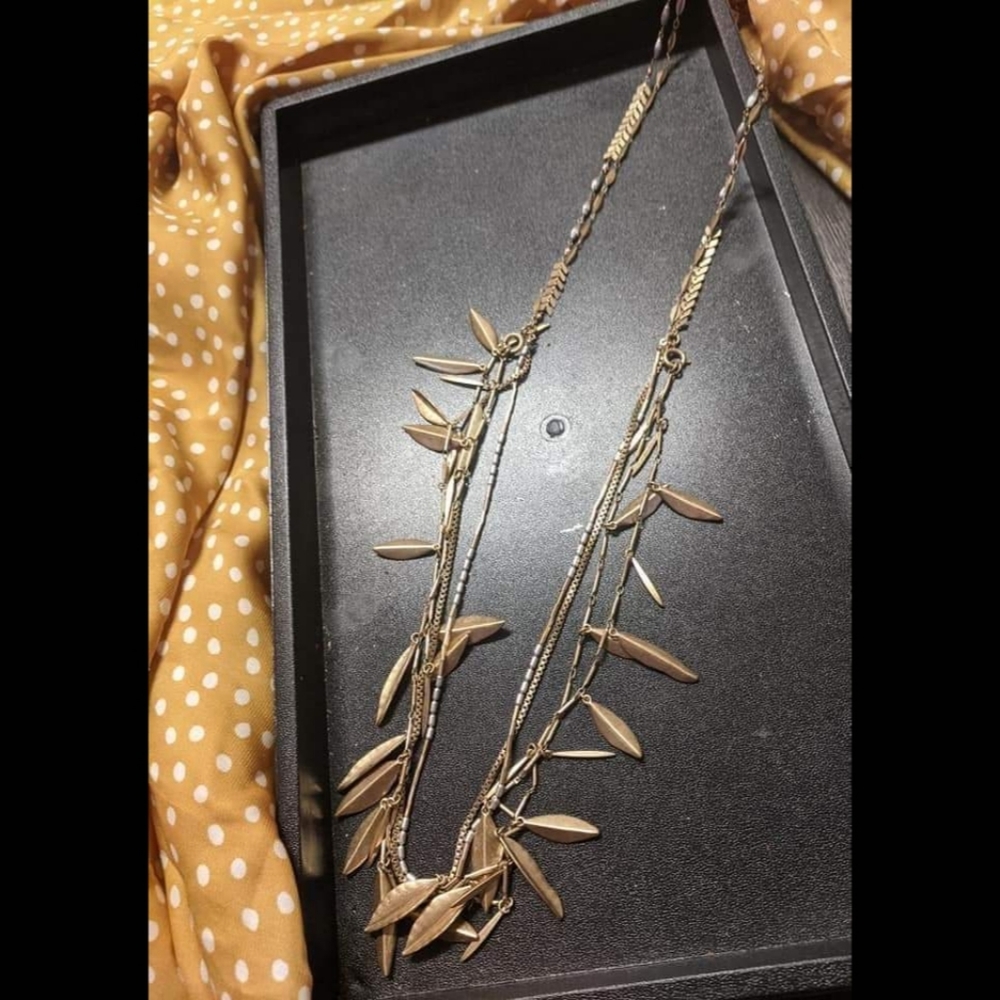 Stella and Dot fringe necklace
